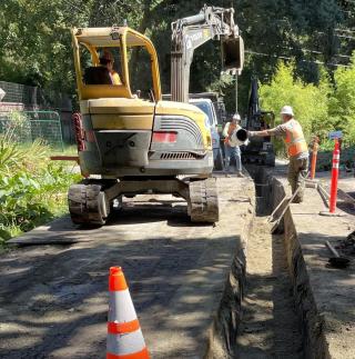 Pipeline being installed at Hermosa Avenue
